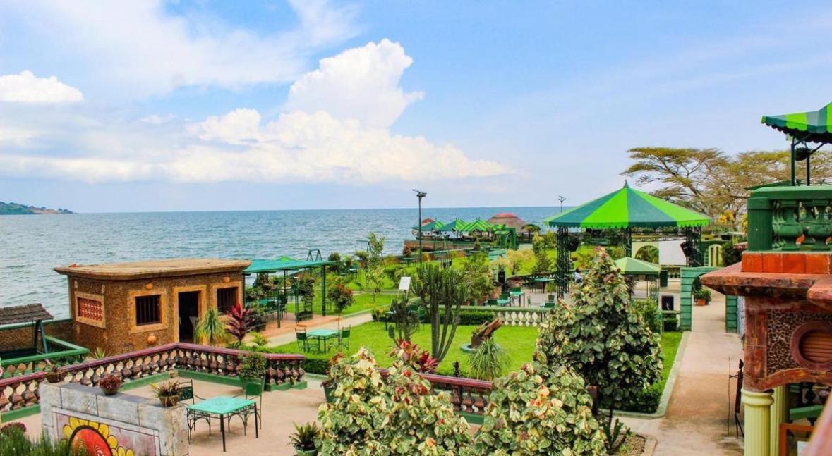 Country Lake Resort Garuga Entebbe Buitenkant foto