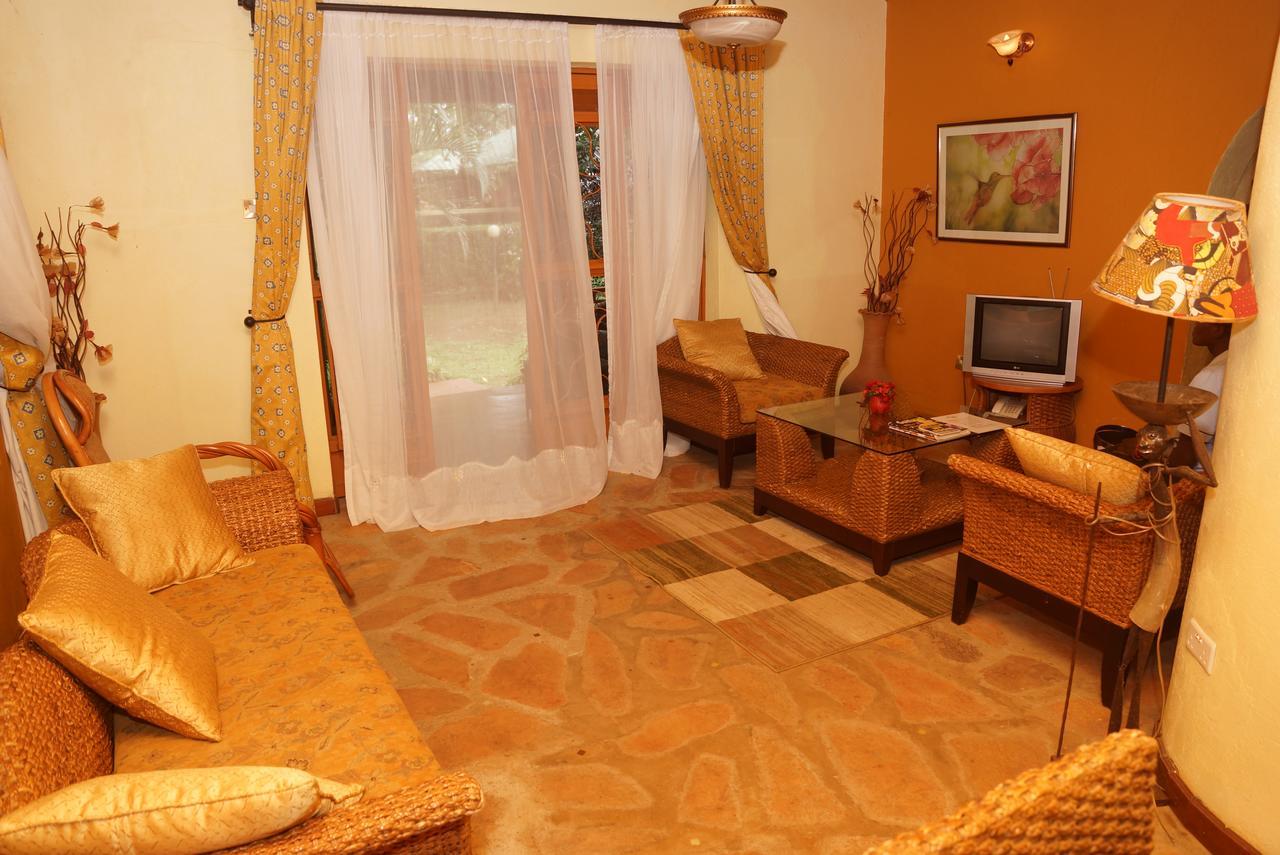 Country Lake Resort Garuga Entebbe Buitenkant foto