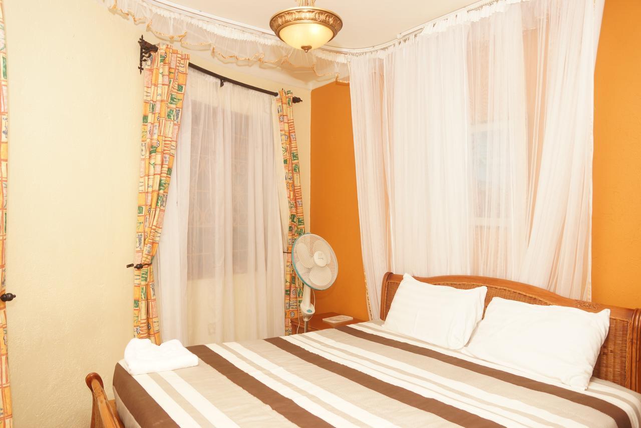 Country Lake Resort Garuga Entebbe Buitenkant foto